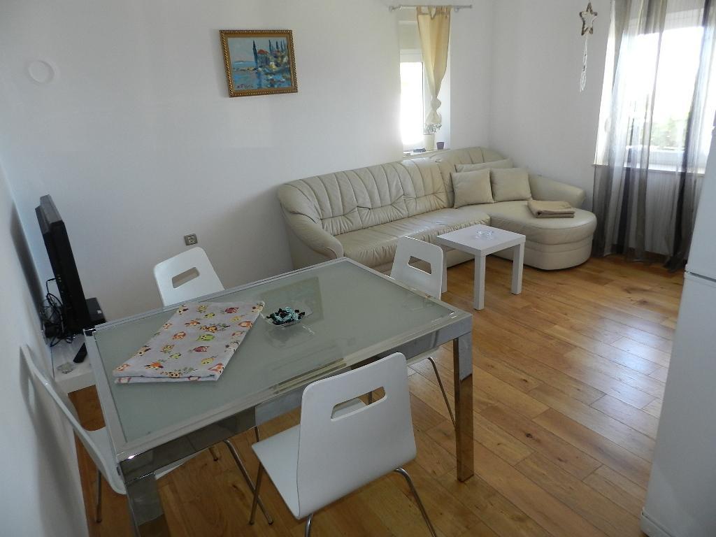 Apartments Belvedere 로브란 외부 사진